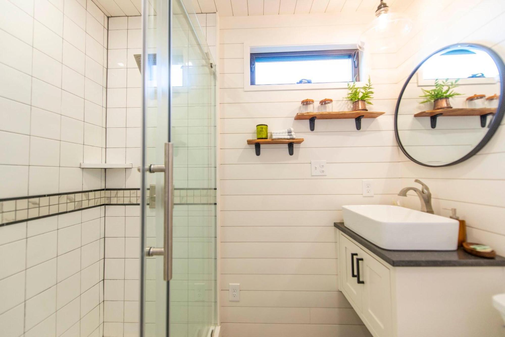 The Woods- Container Tiny House 12 Min To Magnolia/Baylor/Downtown Villa Bellmead ภายนอก รูปภาพ