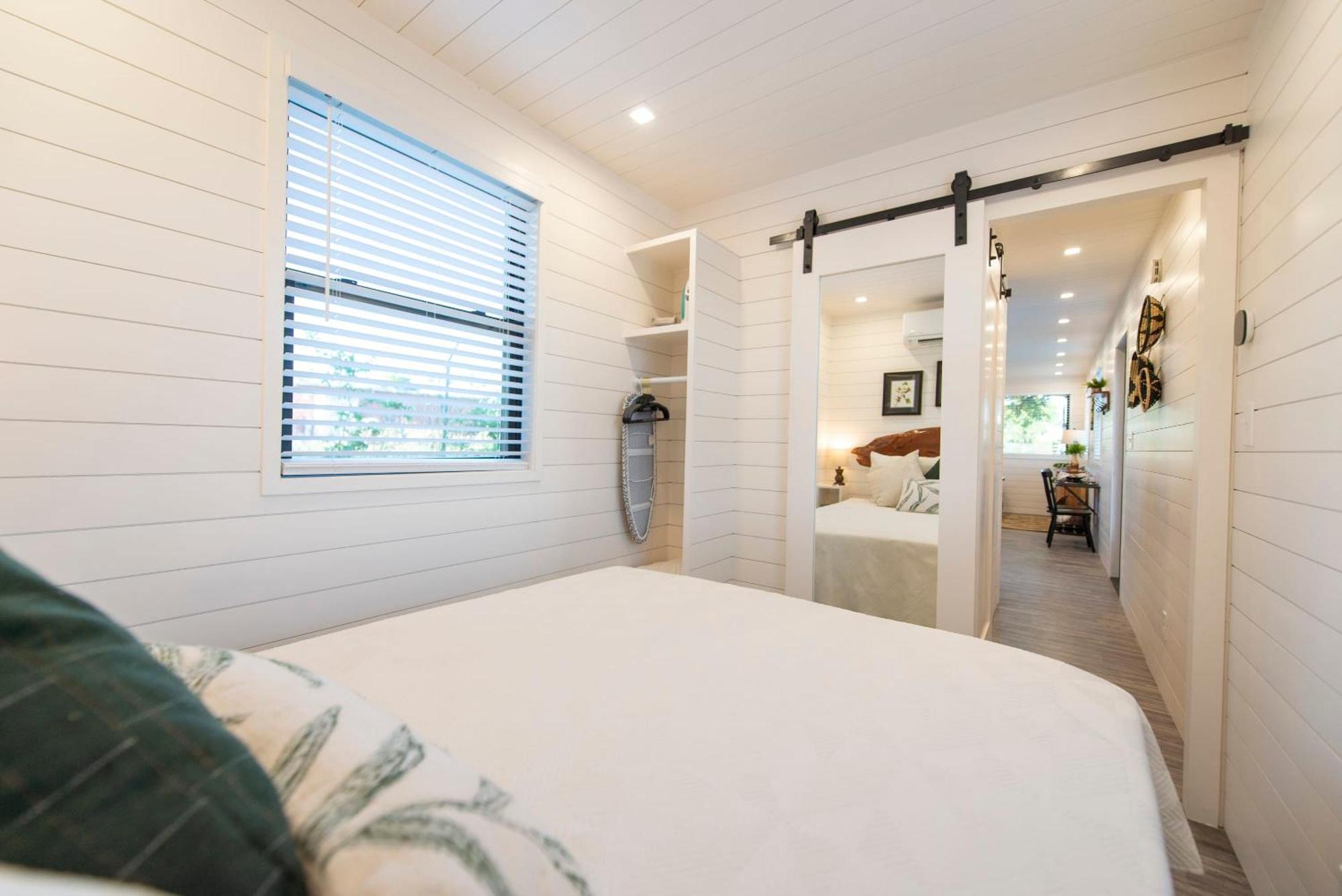 The Woods- Container Tiny House 12 Min To Magnolia/Baylor/Downtown Villa Bellmead ภายนอก รูปภาพ